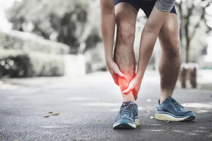 Running Injuries That Are Almost Entirely Caused by Footwear Choices