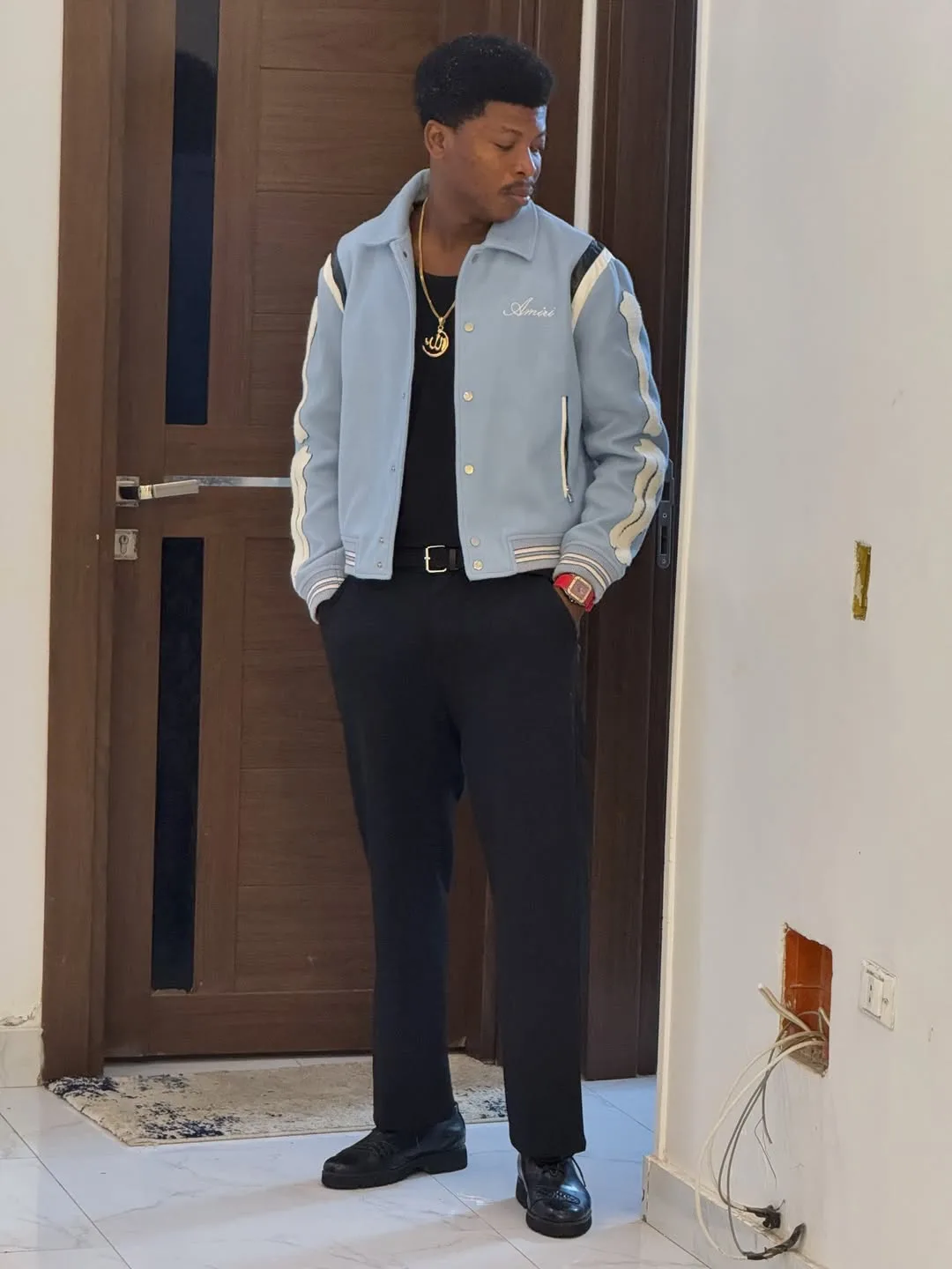 Sanusi Izihaq - Biography