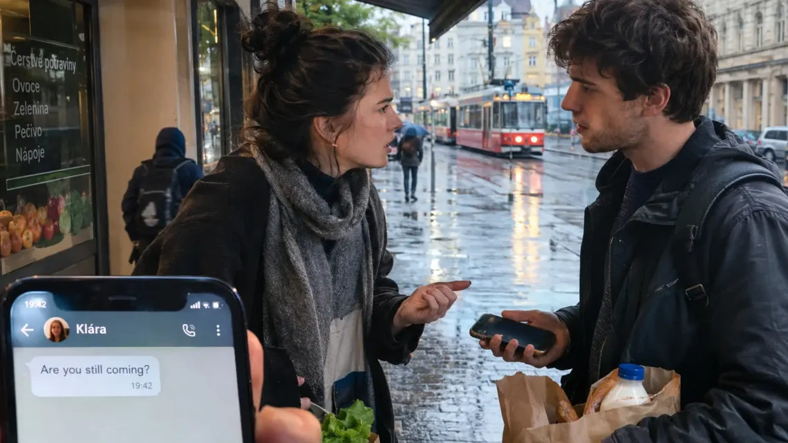 She Asked Him to Delete Her Number, Then She Saw the Message on His Phone