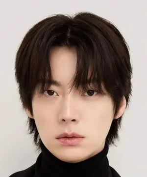 Ahn Jae-hyun - Biography