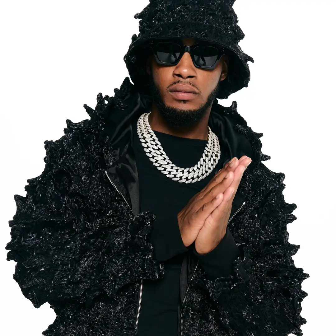 Lah Pat - Biography
