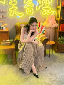 Beatrice Fang - Biography