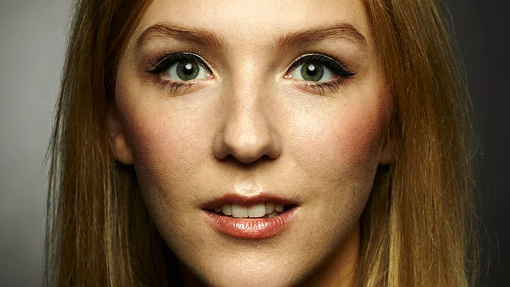Beattie Edmondson Biography: Age, Spouse, Net Worth, Movies, Height, Awards, Children