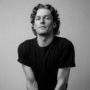 Jacob Collins-Levy - Biography