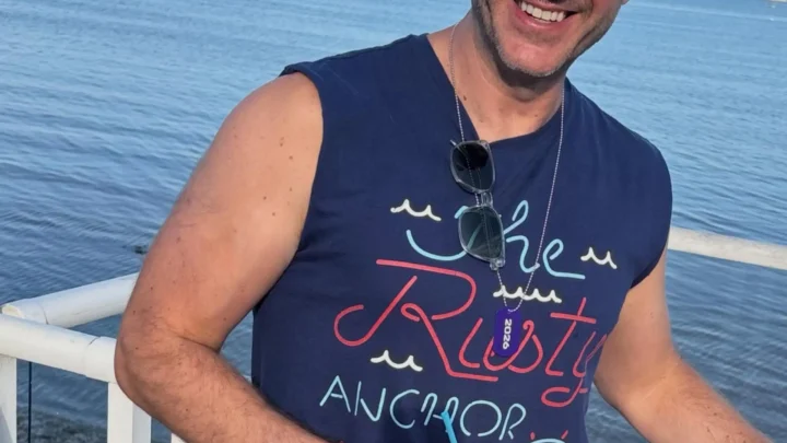 Darren Dunstan Biography: Voiced Films, Wife, Age, Net Worth, Siblings, Religion, Parents, Height