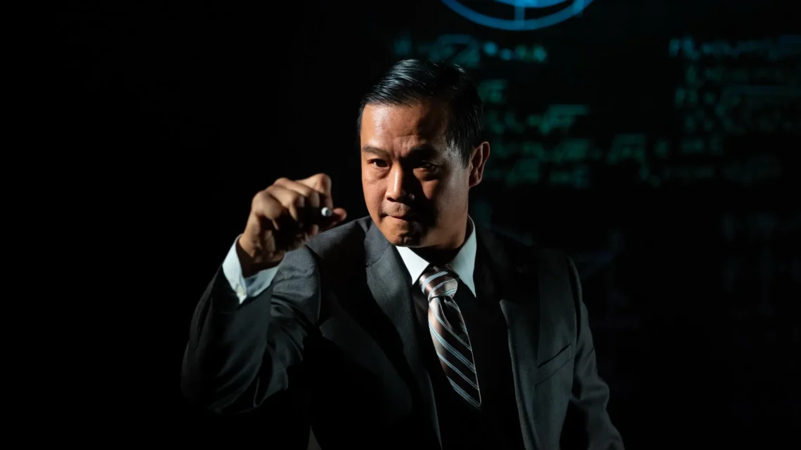 Trieu Tran Biography: Books, Movies, Age, Net Worth, Siblings, Religion, Parents, Height, Pictures, Wife, Awards