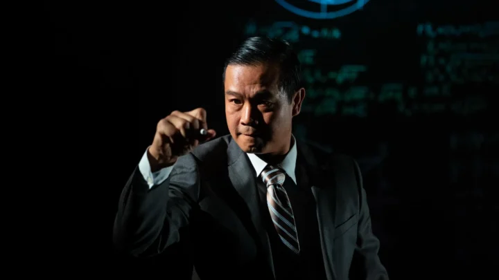 Trieu Tran Biography: Books, Movies, Age, Net Worth, Siblings, Religion, Parents, Height, Pictures, Wife, Awards