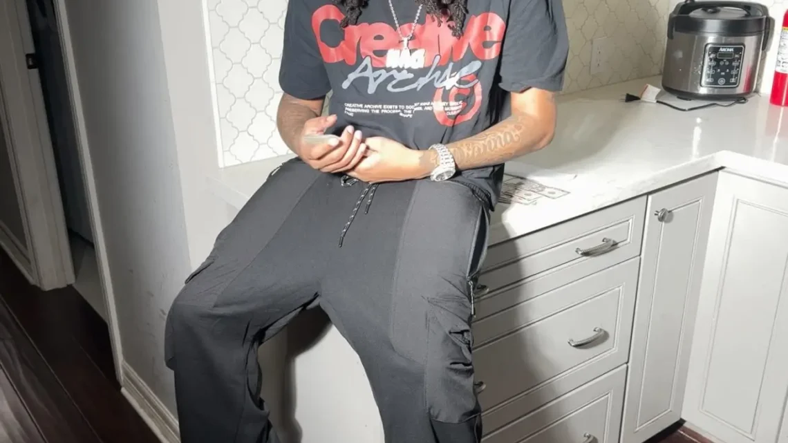 FanMuzik Cee Biography: Music Videos, Songs, Girlfriend, Age, Net Worth, Siblings, Religion, Parents, Height