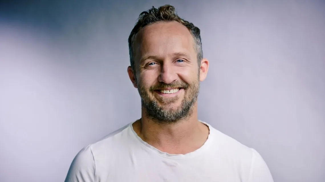 Maximilian Brückner Biography: Wife, Age, Children, Net Worth, Movies, Height, Awards