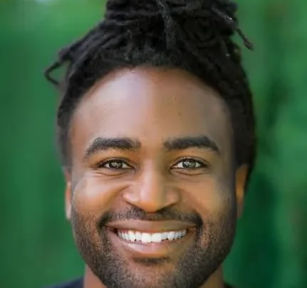 Alexander Lloyd Blake Biography: Height, Net Worth, Movies, Age, Girlfriend, Awards, Ethnicity