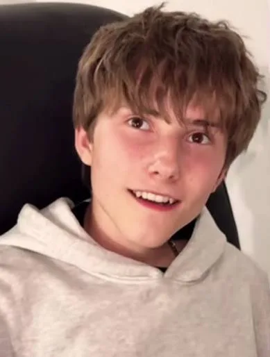 Aiden Sharpe Biography: Height, TikTok, Net Worth, Girlfriend, Age, Parents, Ethnicity