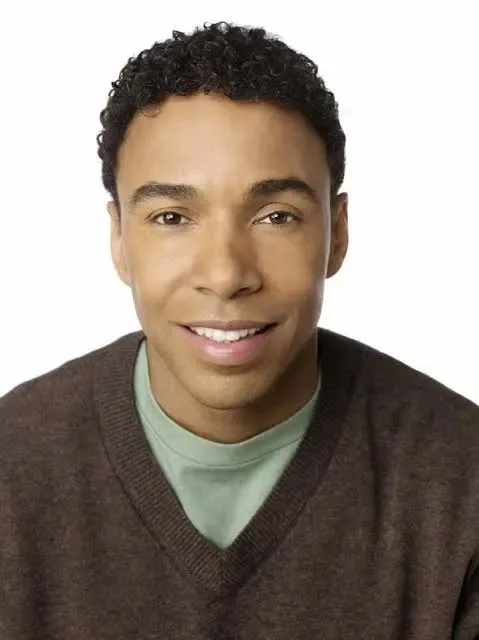 Allen Payne Biography: Height, Ethnicity, Age, Parents, Movies, Net Worth, Awards, Wife
