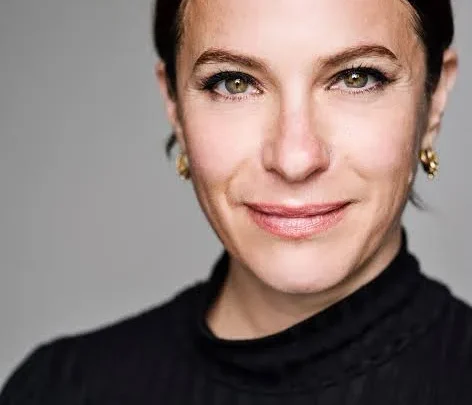 Juliet Cowan Biography: Net Worth, Husband, Age, Awards, Ethnicity, Movies