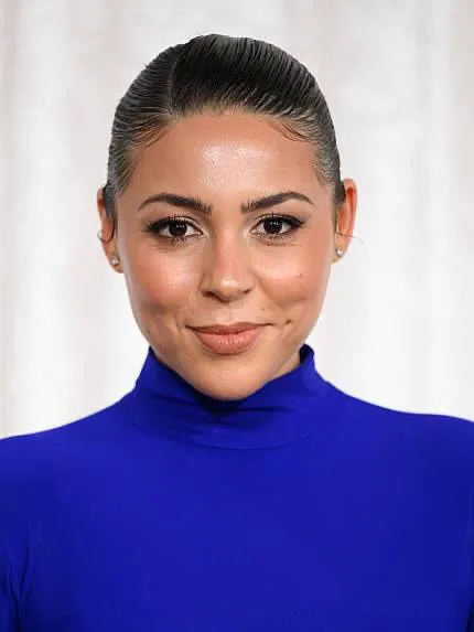 Sophie Khan Levy - Biography