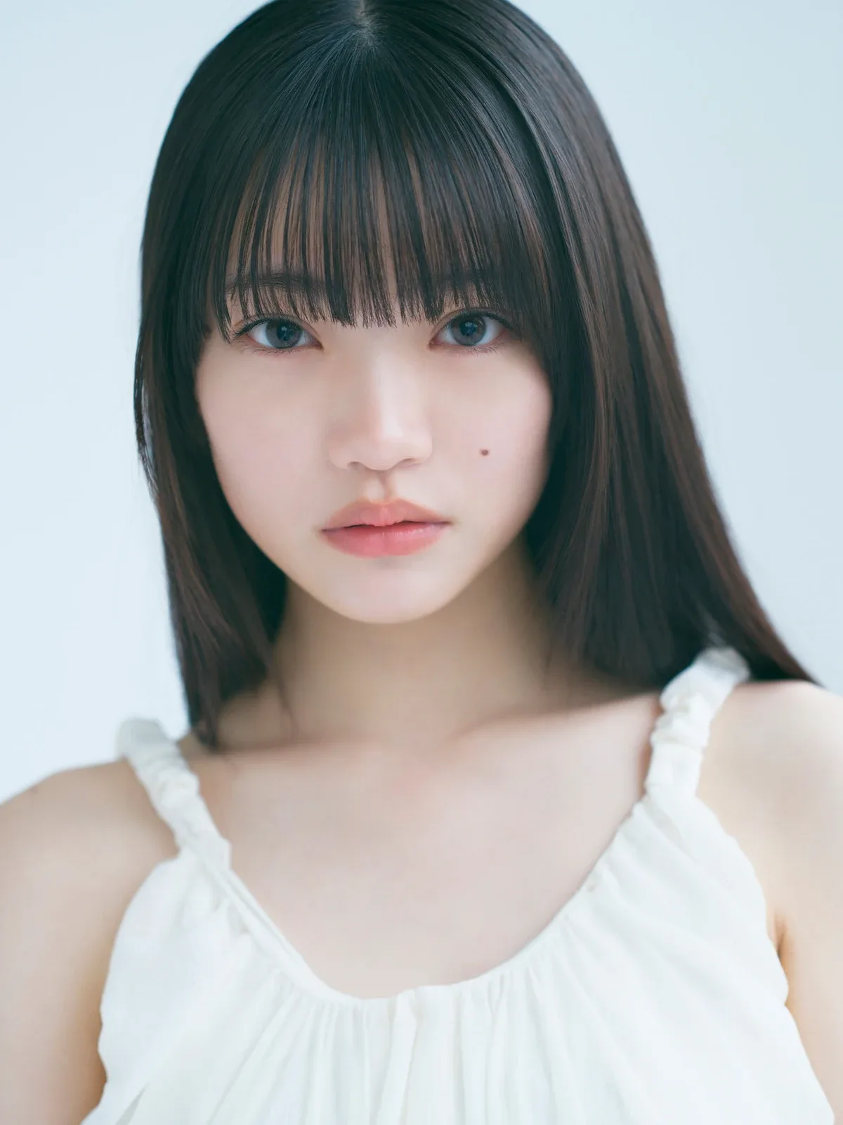 Anna Hoshino - Biography