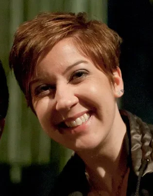 Alison Fanelli Biography: Siblings, Net Worth, Height, Age, Parents, Movies, Husband, Awards