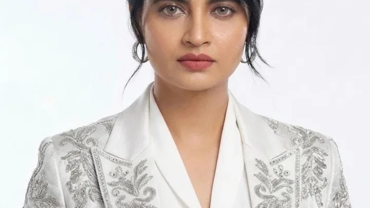 Leslie Tripathy Biography: Age, Height, Net Worth, Parents, Siblings, Movies & Awards, Husband