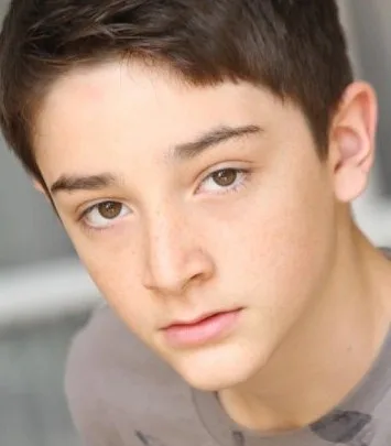 Aaron Refvem Biography: Age, Height, Net Worth, Movies & TV Shows, Career, Parents