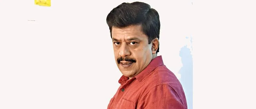 Upendra Limaye Biography: Awards, Net Worth, Age, Height, Wife, Movies, Ethnicity