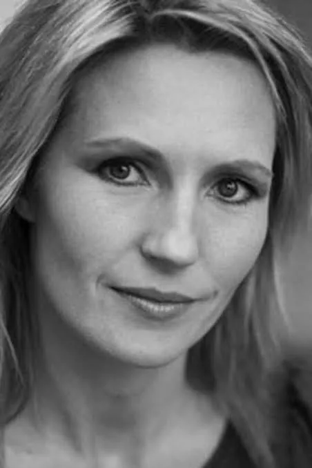 Helen Grace - Biography