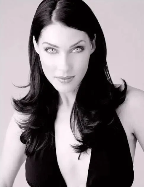 Mitzi Martin Biography: Height, Age, Net Worth, Ethnicity, Parents, Husband, Movies
