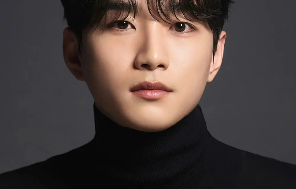 Lee Su-Chan Biography: Age, Height, Net Worth, Girlfriend, Parents, Dramas, Agency