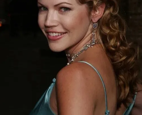 Kam Heskin Biography: Husband, Age, Kids, Height, Net Worth, Parents, Movies & TV Shows