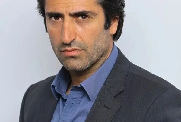 Mahsun Kırmızıgül Biography: Age, Net Worth, Parents, Kids, Songs, Movies, Controversy, Spouse