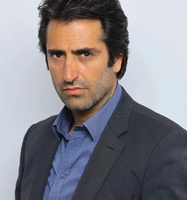 Mahsun Kırmızıgül Biography: Age, Net Worth, Parents, Kids, Songs, Movies, Controversy, Spouse