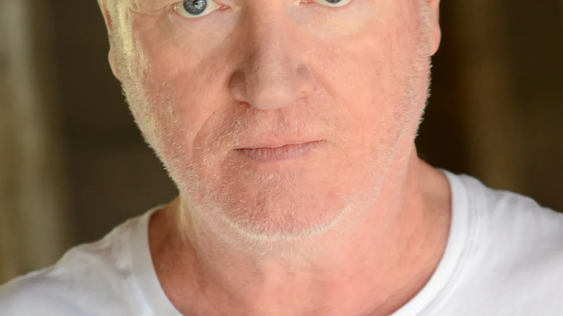 John Curran Biography: Wife, Age, Height, Net Worth, Parents, Movies, Awards