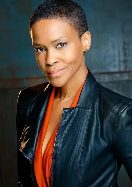 Kim Hawthorne Biography: Height, Ethnicity, Songs, Age, Net Worth, Books, Parents, Awards, Husband, Movies