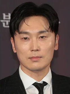 Seo Hyun-woo - Biography