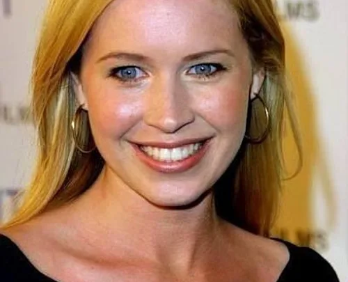 Chloe Hunter Biography: Age, Net Worth, Parents, Movies & TV Shows, Husband