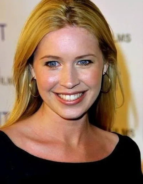 Chloe Hunter Biography: Age, Net Worth, Parents, Movies & TV Shows, Husband