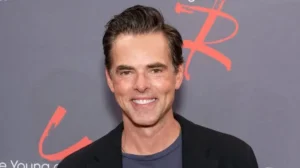 Jason Thompson - Biography