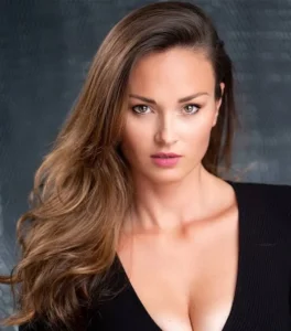 Stasia Caz