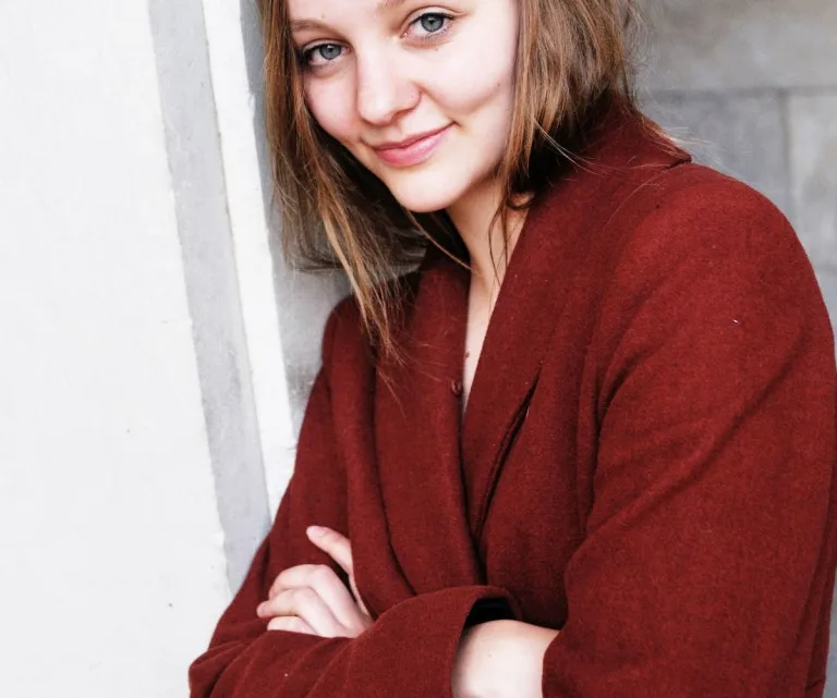 Mathilde Bundschuh Biography: Age, Height, Net Worth, Parents, Wife, Siblings, Movies & TV Shows