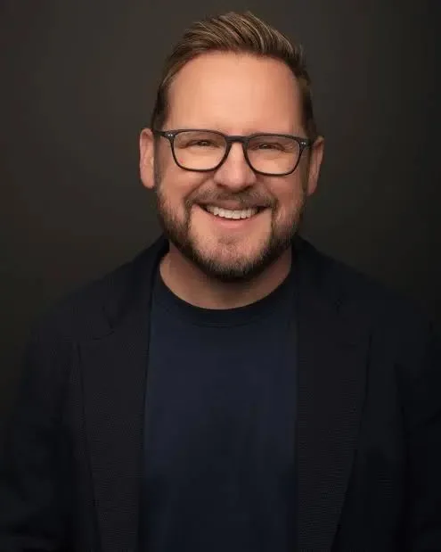Scott Icenogle Biography: Ethnicity, Husband, Songs, Net Worth, Age, Height, Awards, Instagram