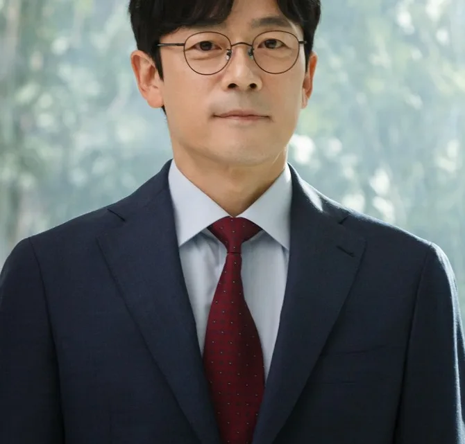 Lee Seung-joon Biography: Wife, Age, Height, Net Worth, Parents, Movies & TV Shows