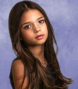Lily Rae Bolno - Biography
