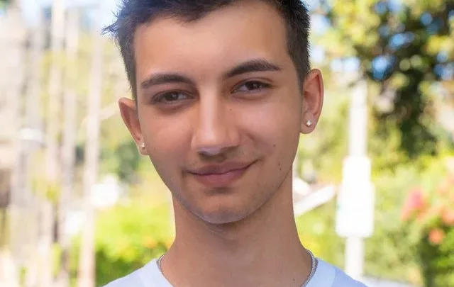 Lil Blurry Biography: Age, Parents, Net Worth, Height, Songs, Albums, Career, Instagram, Girlfriend