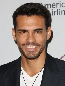 Geovanni Gopradi - Biography