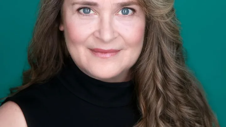 Kathryn Layng Biography: Husband, Age, Kids, Net Worth, Parents, Movies & TV Shows