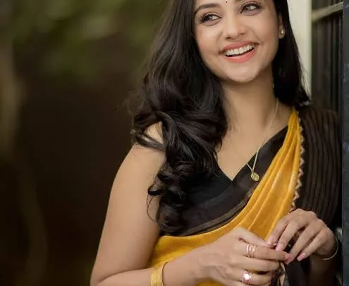 Smruthi Venkat Biography: Age, Parents, Siblings, Height, Net Worth, Movies, Husband