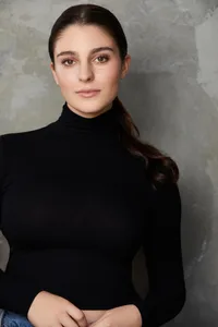 Taya Miller - Biography