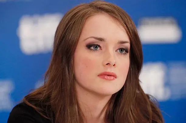 Allie MacDonald Biography: Parents, Movies, Age, Net Worth, Height, Partner, TV Shows, Awards, Nationality
