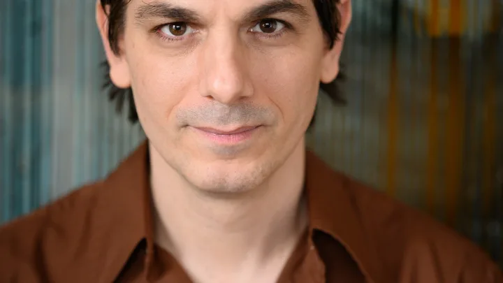 Lucas Papaelias Biography: Age, Net Worth, Parents, Movies & TV Shows, Songs, Partner