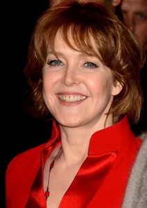 Agnès Soral - Biography