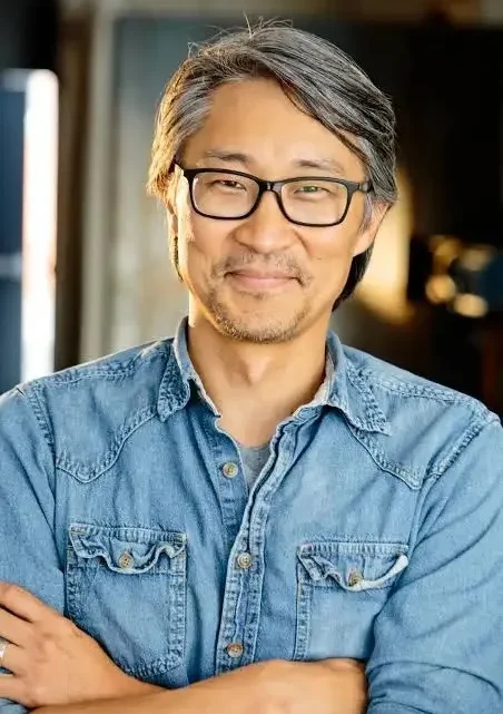 Keong Sim Biography: Ethnicity, Movies, Net Worth, Height, Age, Wife, Religion, Awards