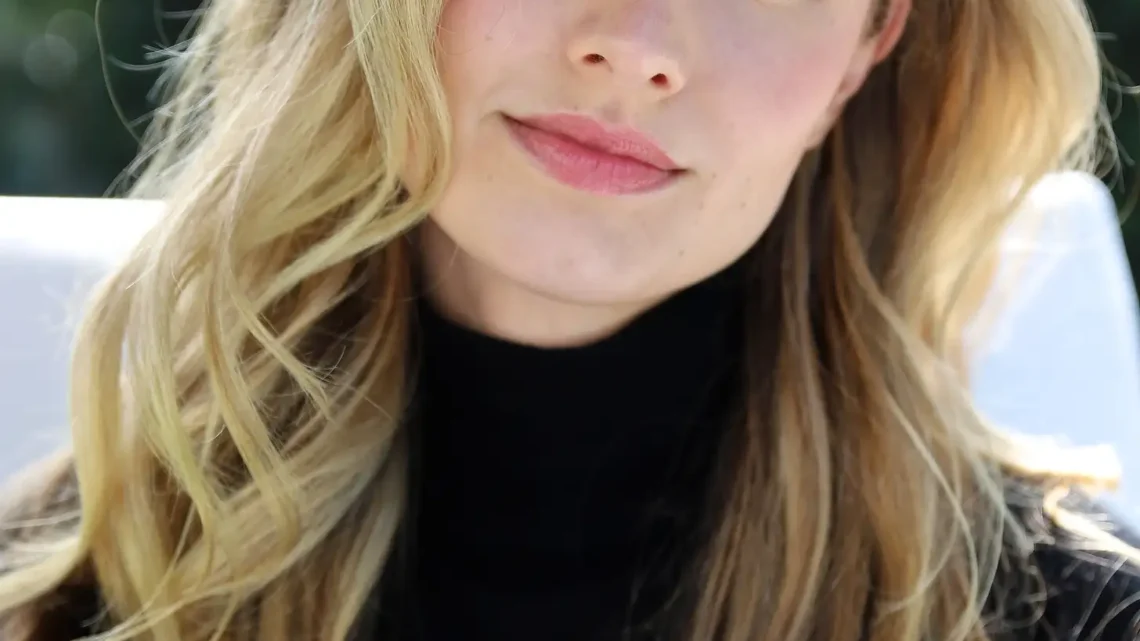Dan Fogelman’s Wife Caitlin Thompson Biography: Ethnicity, Height, Net Worth, Age, Husband, Movies, Awards
